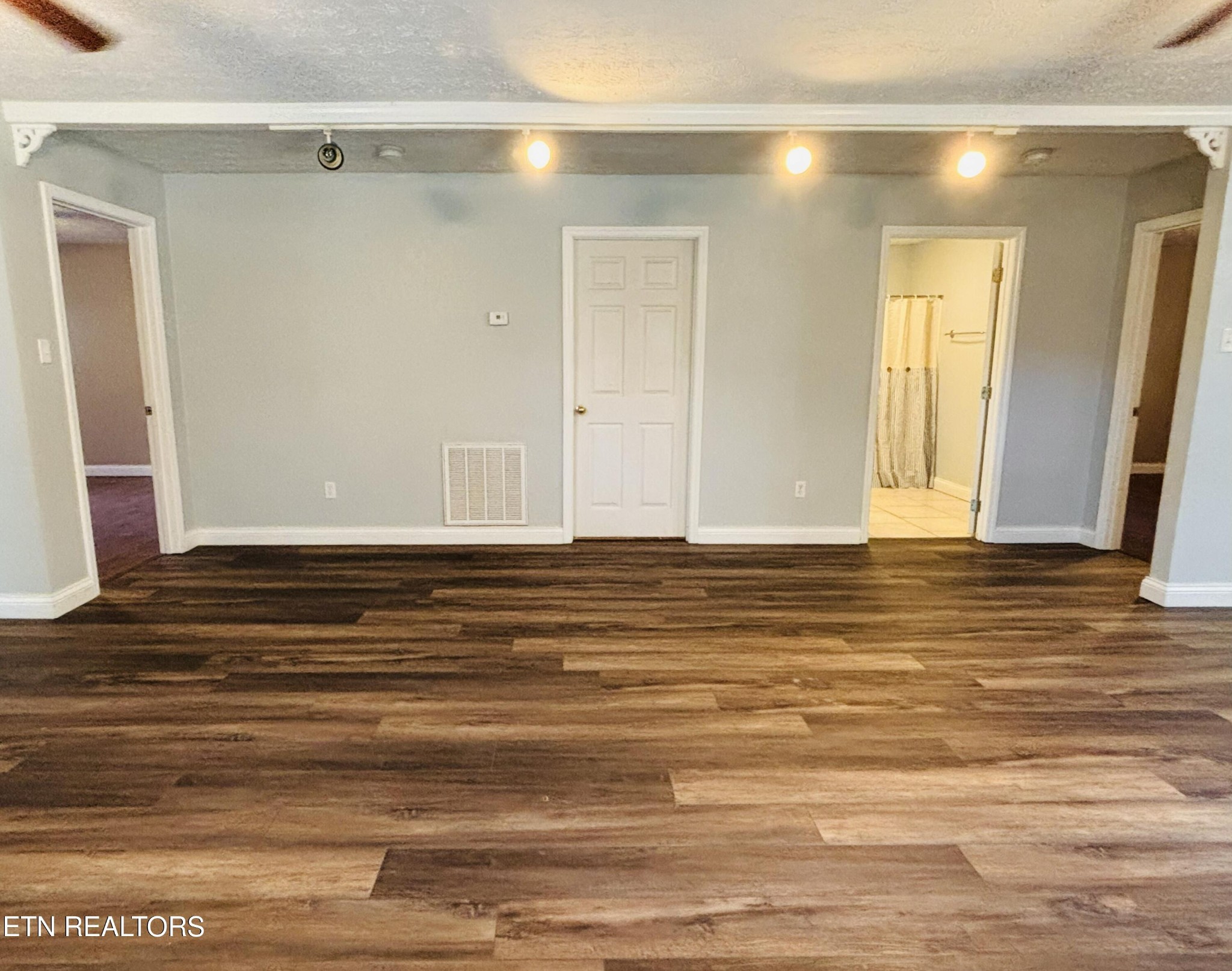 702 Iris Avenue Jamestown, TN 38556 - Photo 12 of 30