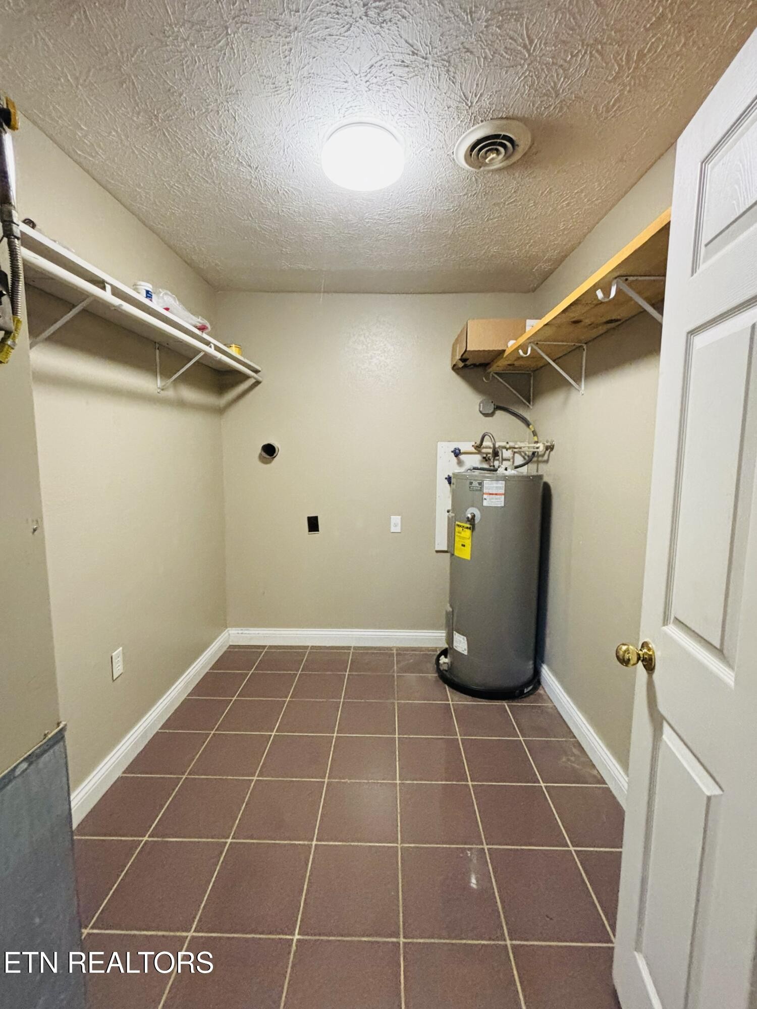 702 Iris Avenue Jamestown, TN 38556 - Photo 17 of 30