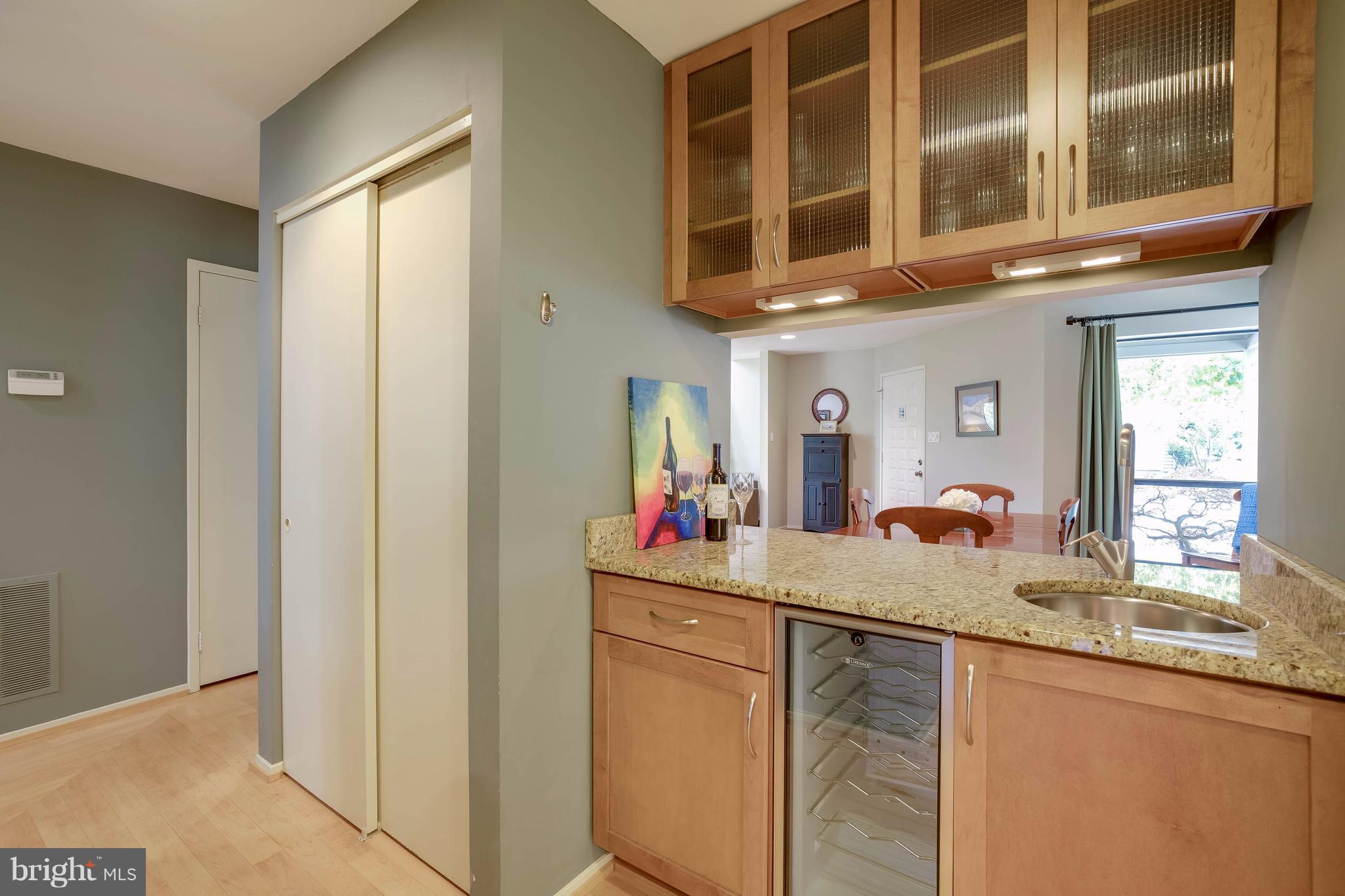 11029 Solaridge Drive Reston, VA 20191 - Photo 15 of 30 Wet Bar w/ built in wine refrigerator