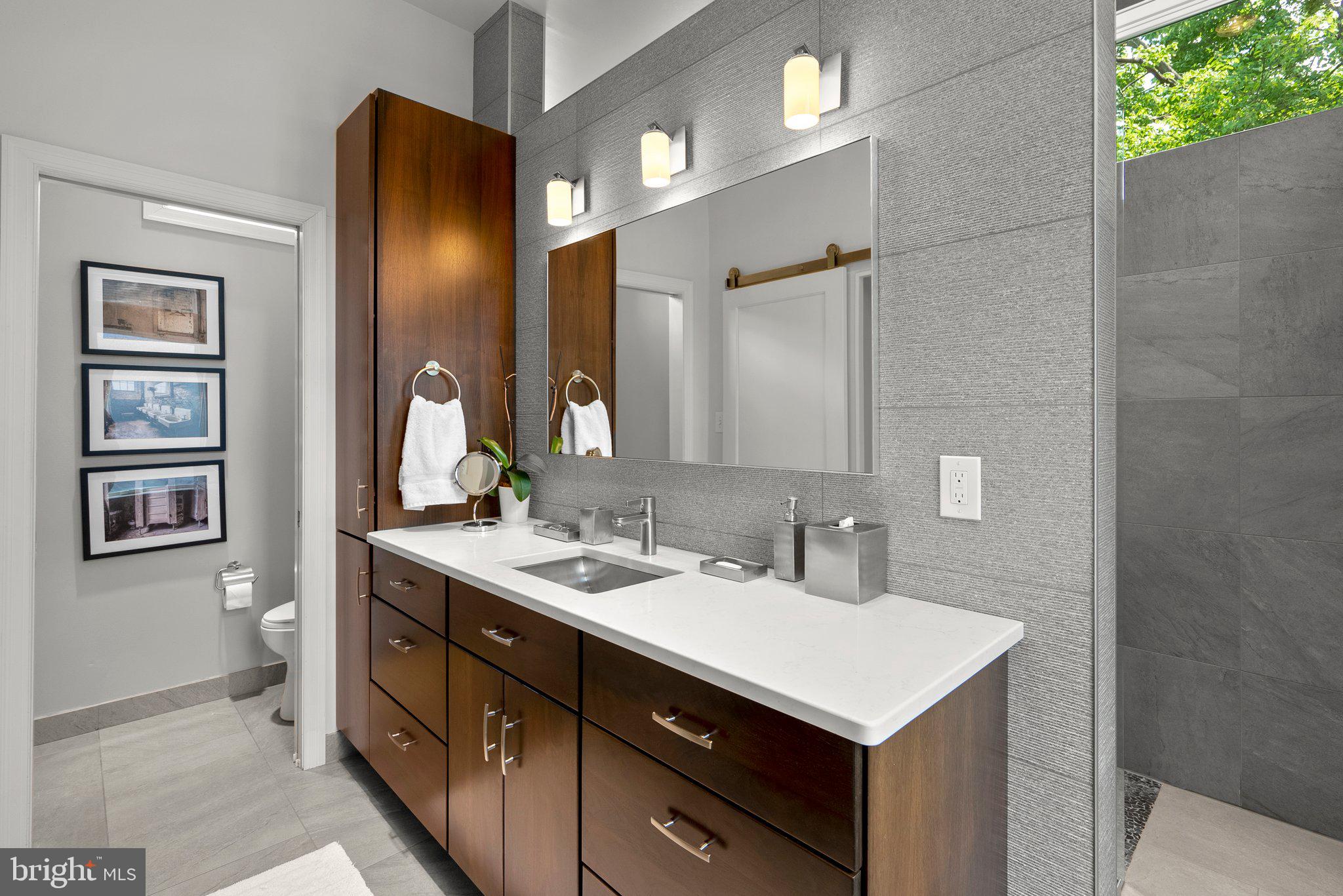 8615 Mayfair Place Silver Spring, MD 20910 - Photo 34 of 63 Gallery Image 34