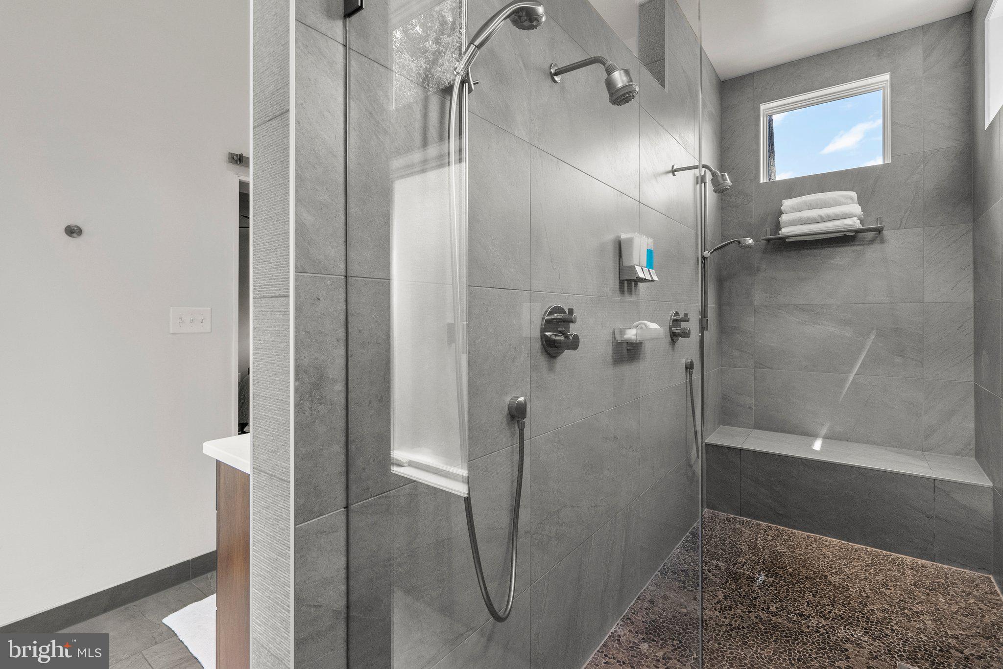8615 Mayfair Place Silver Spring, MD 20910 - Photo 35 of 63 Gallery Image 35