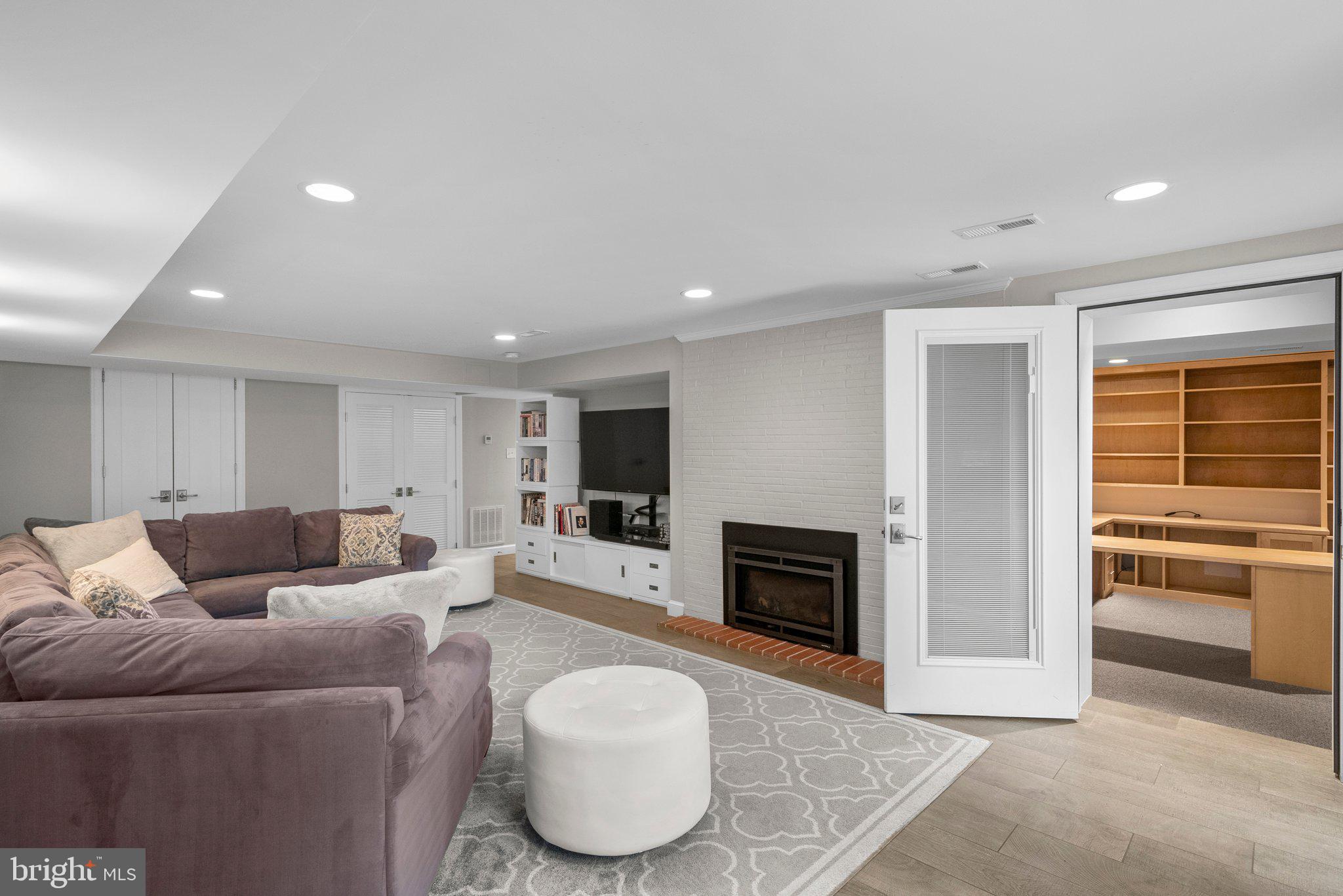 8615 Mayfair Place Silver Spring, MD 20910 - Photo 39 of 63 Gallery Image 39
