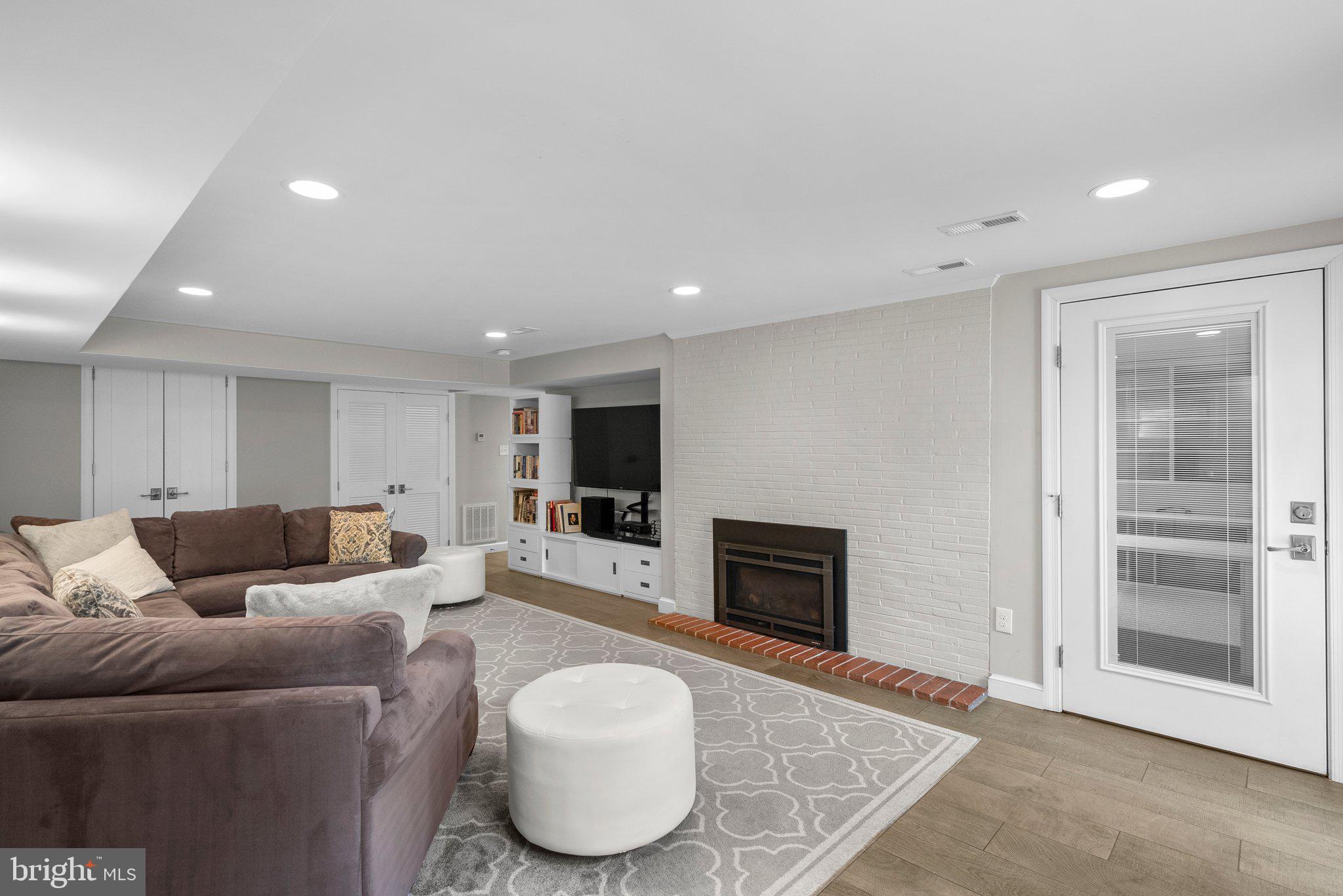 8615 Mayfair Place Silver Spring, MD 20910 - Photo 40 of 63 Gallery Image 40