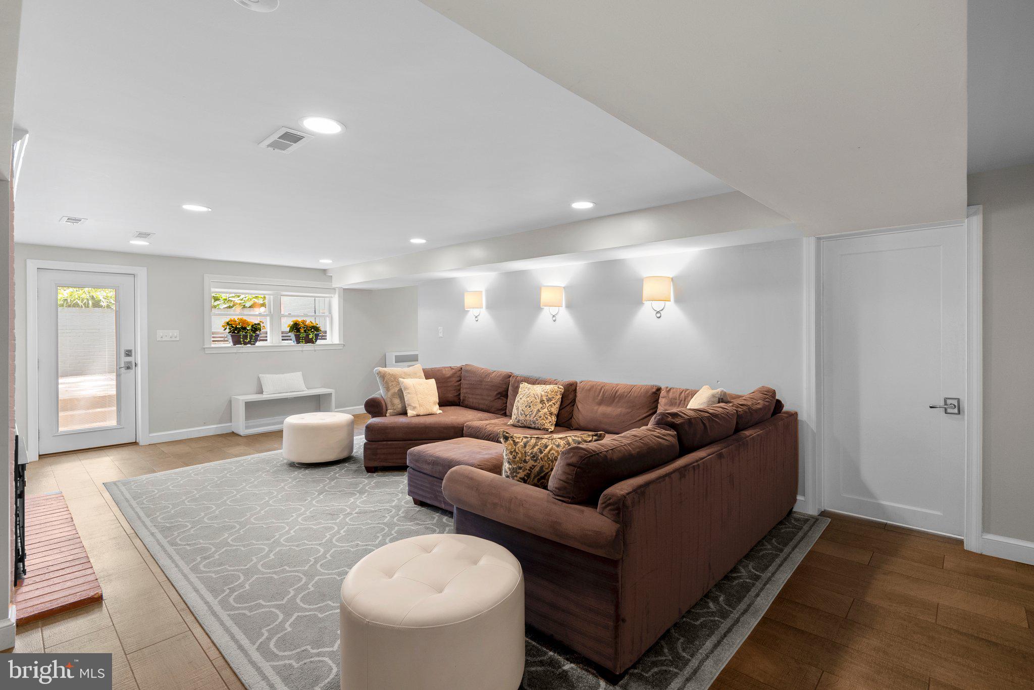 8615 Mayfair Place Silver Spring, MD 20910 - Photo 42 of 63 Gallery Image 42