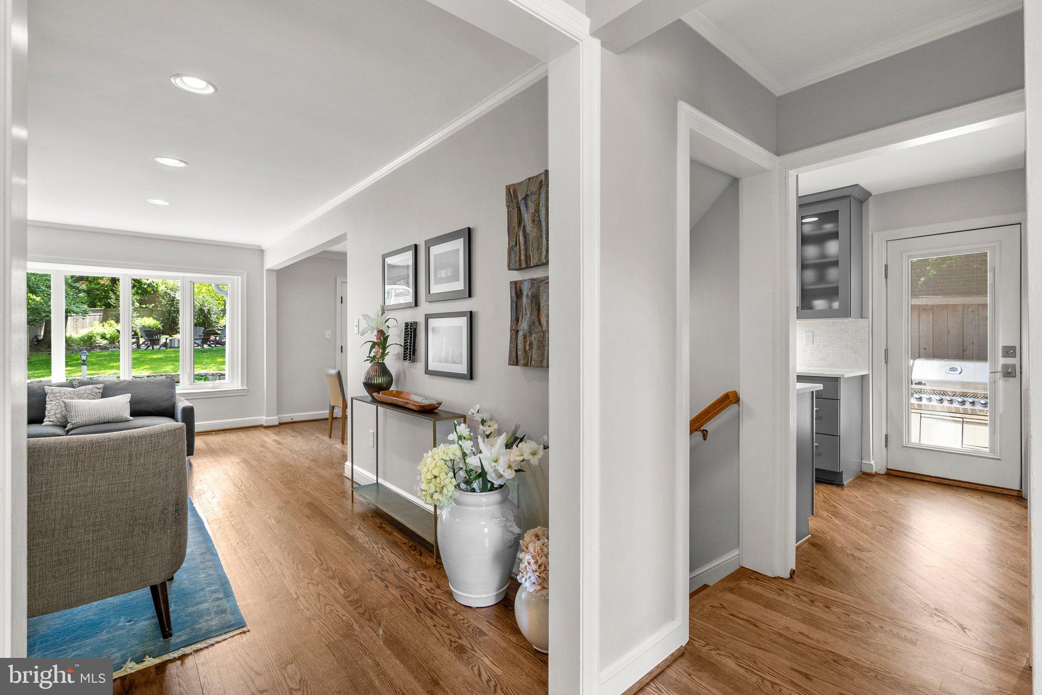 8615 Mayfair Place Silver Spring, MD 20910 - Photo 8 of 63 Gallery Image 8