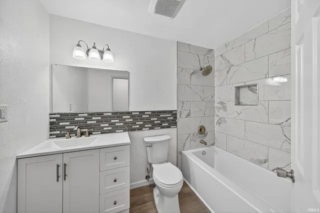 $259,997 | 1747 North Olive Street, South Bend, IN 46628