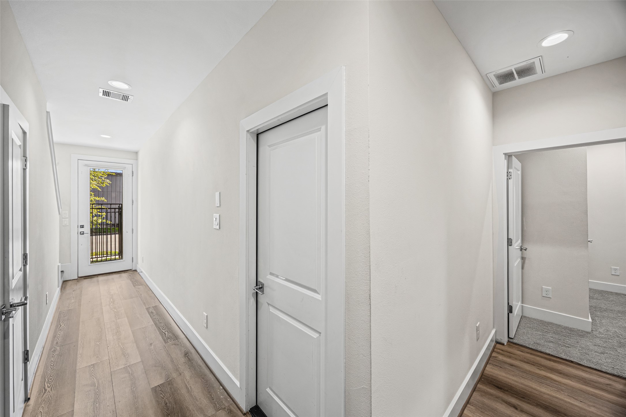 3407 Terry Street Houston, TX 77009 - Photo 4 of 25