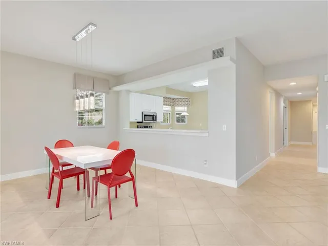 $2,900 | 600 Vintage Reserve Lane, Unit 22B, Naples, FL 34119