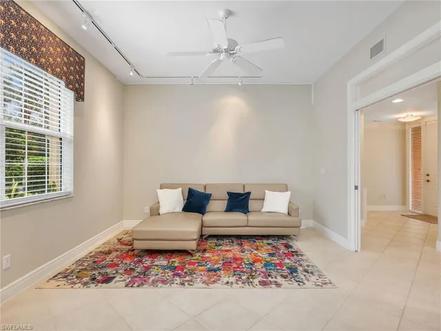 $2,900 | 600 Vintage Reserve Lane, Unit 22B, Naples, FL 34119