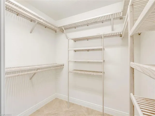 $2,900 | 600 Vintage Reserve Lane, Unit 22B, Naples, FL 34119