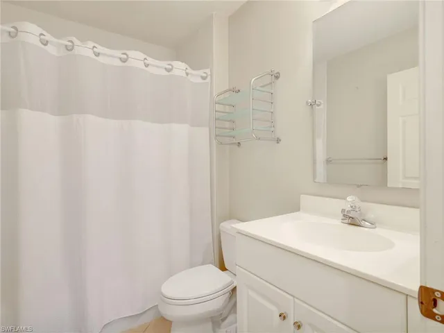 $2,900 | 600 Vintage Reserve Lane, Unit 22B, Naples, FL 34119