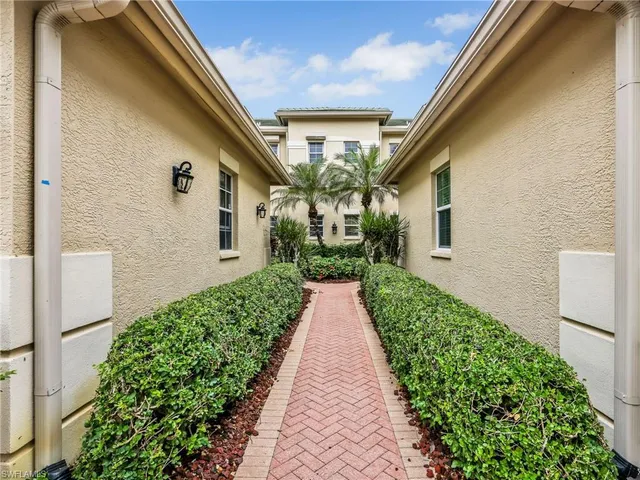$2,900 | 600 Vintage Reserve Lane, Unit 22B, Naples, FL 34119