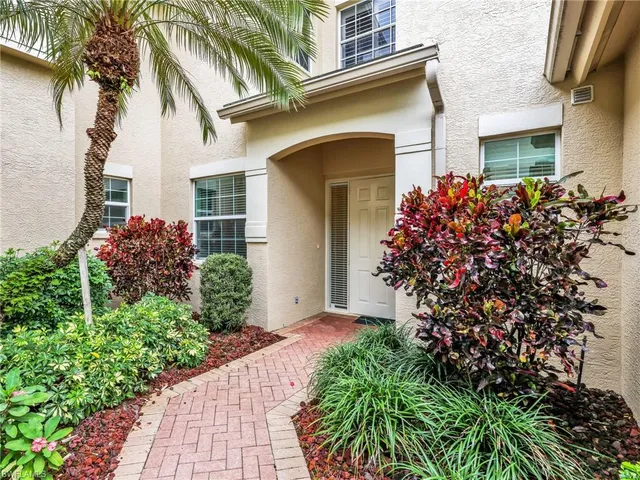 $2,900 | 600 Vintage Reserve Lane, Unit 22B, Naples, FL 34119