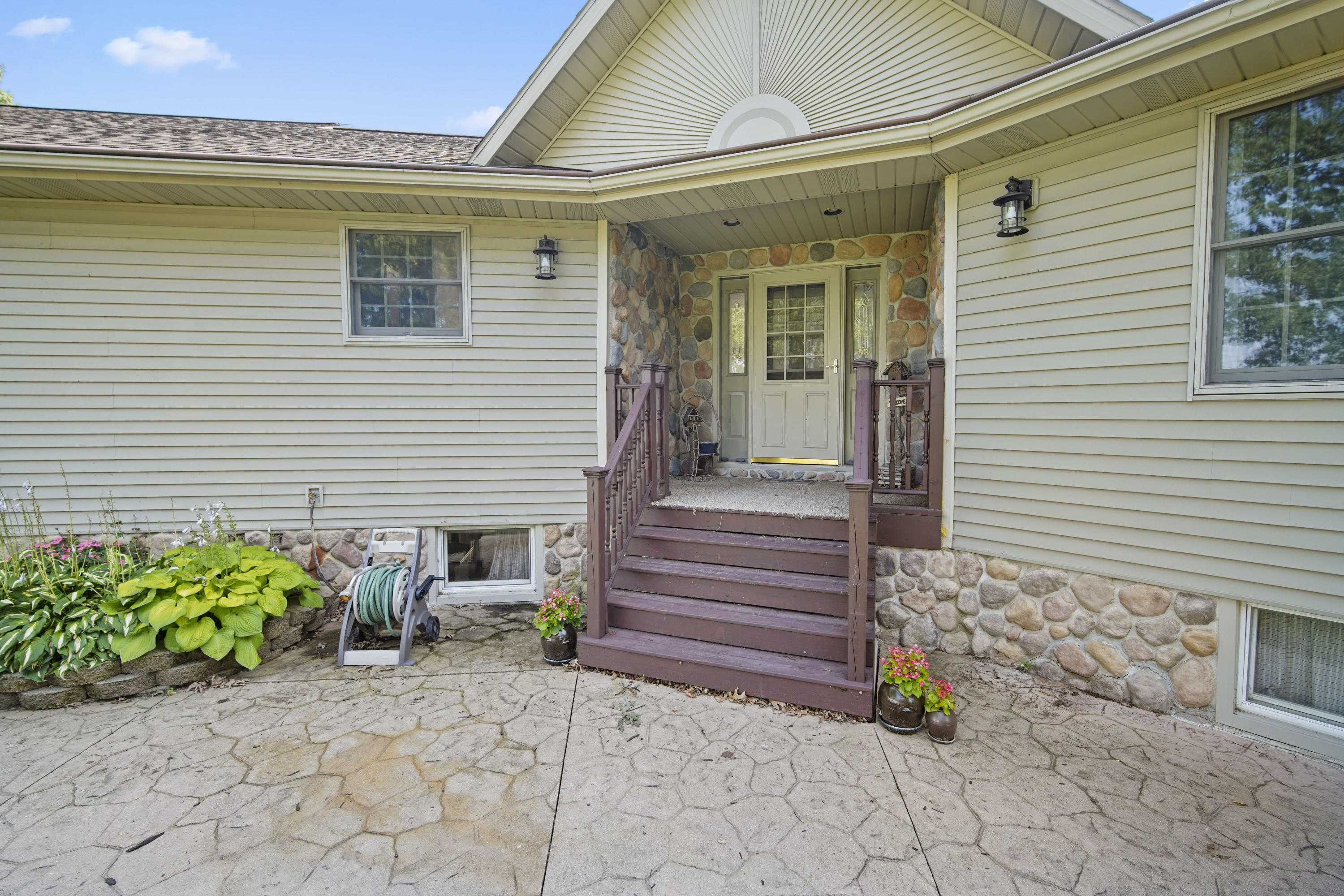 8250 Case Road Brooklyn, MI 49230 - Photo 5 of 54 DSC03201