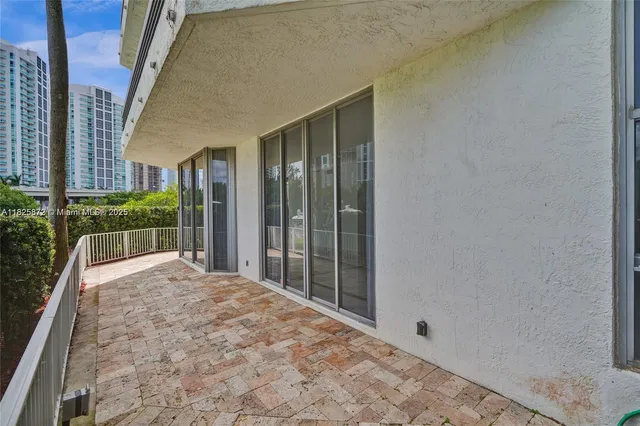 a view of a tall building