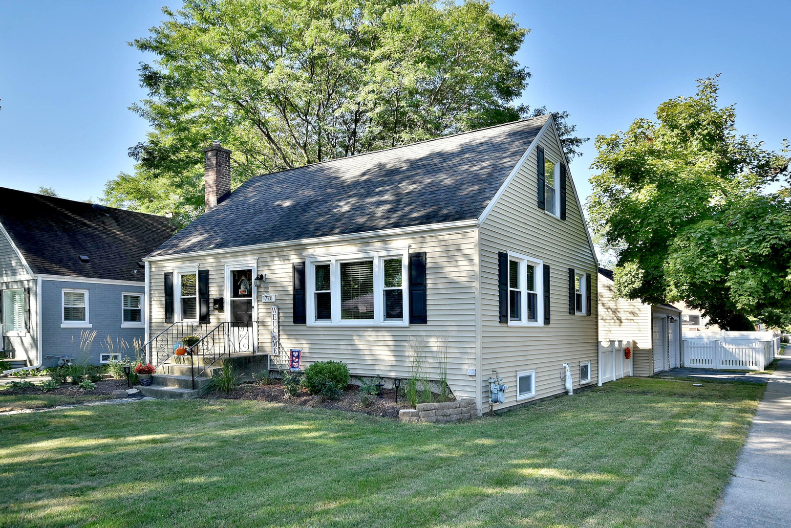 776 Spring Road Elmhurst, IL 60126 - Photo 2 of 40