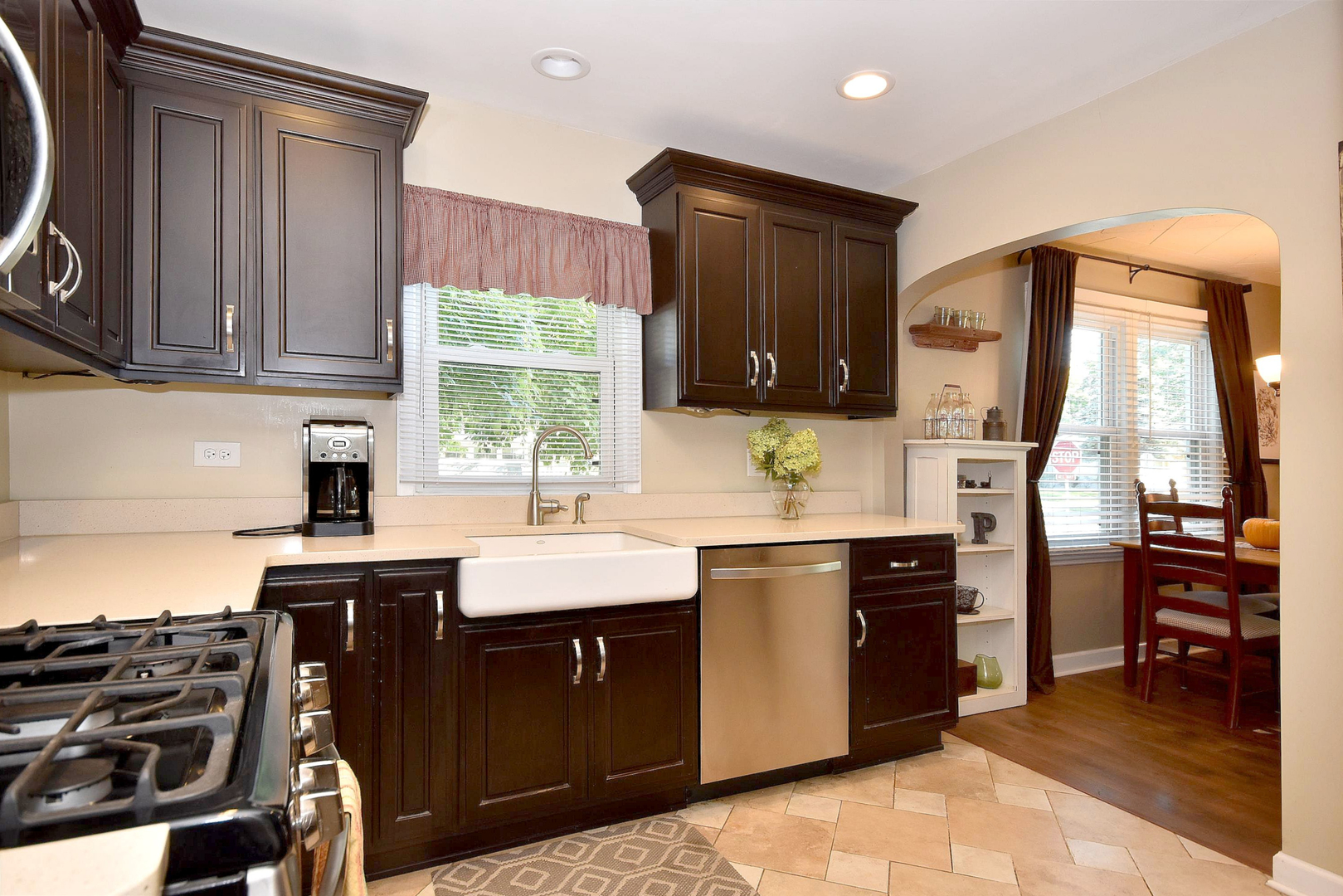 776 Spring Road Elmhurst, IL 60126 - Photo 12 of 40