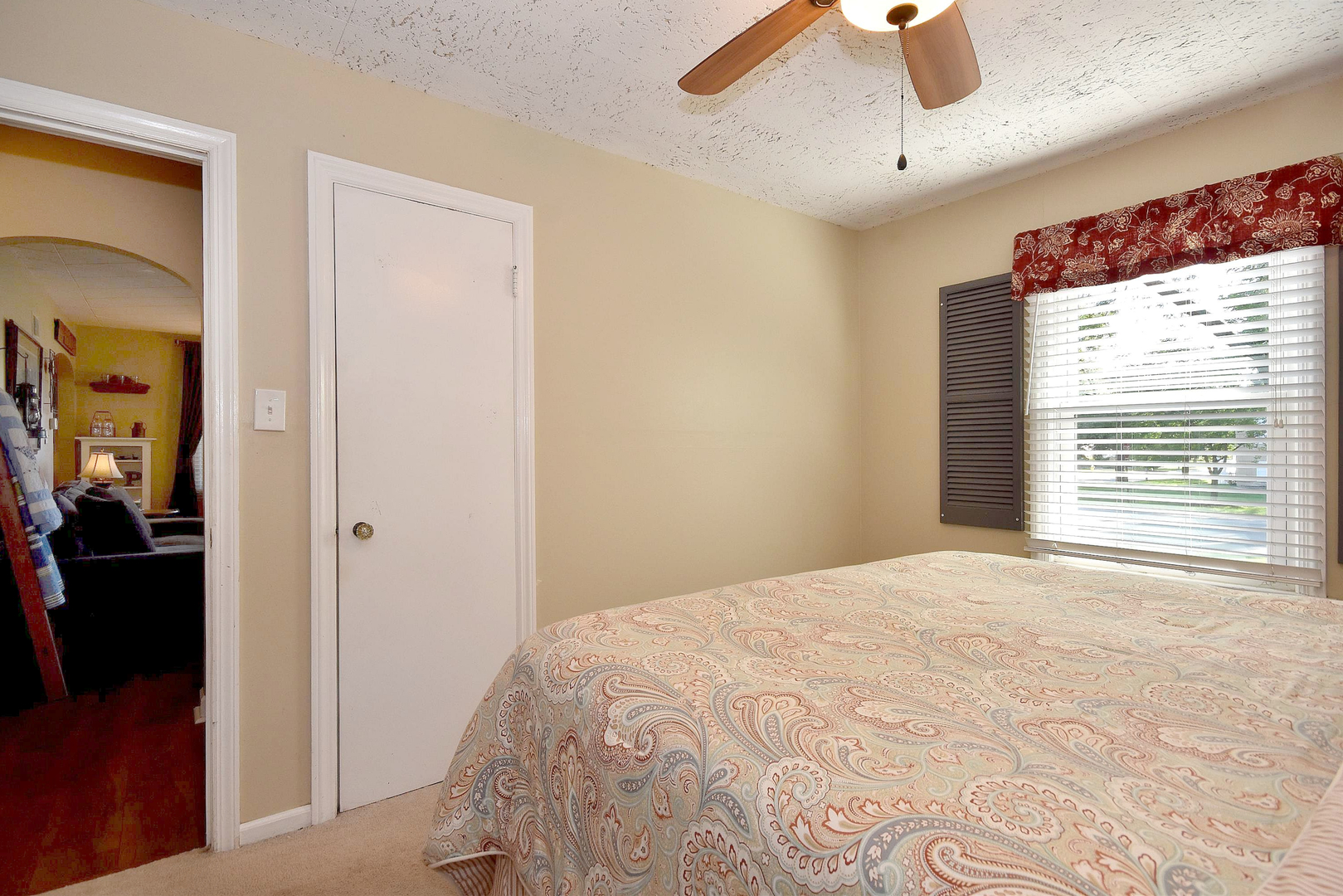 776 Spring Road Elmhurst, IL 60126 - Photo 16 of 40