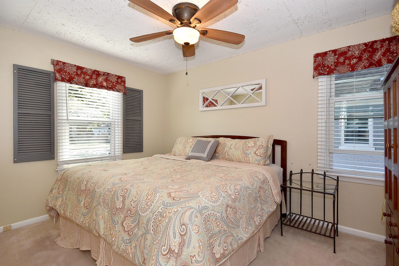776 Spring Road Elmhurst, IL 60126 - Photo 17 of 40