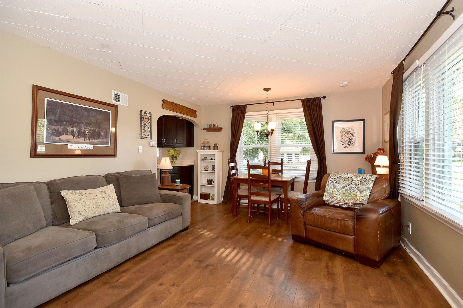 776 Spring Road Elmhurst, IL 60126 - Photo 9 of 40