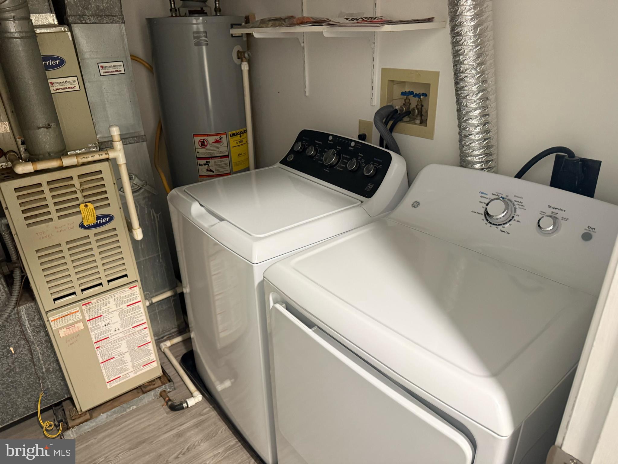 2014 Crosbyside Court Odenton, MD 21113 - Photo 20 of 21 a utility room with dryer and washer