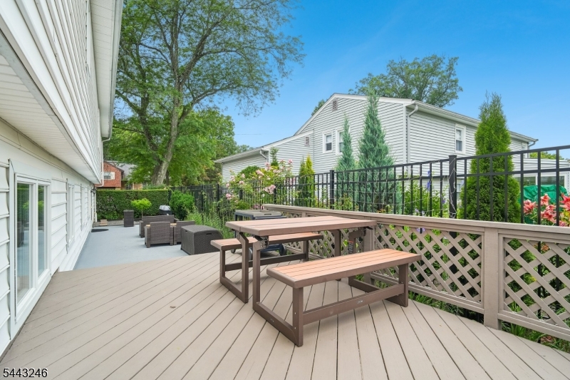 1 Archbridge Lane Springfield, NJ 07081 - Photo 35 of 37