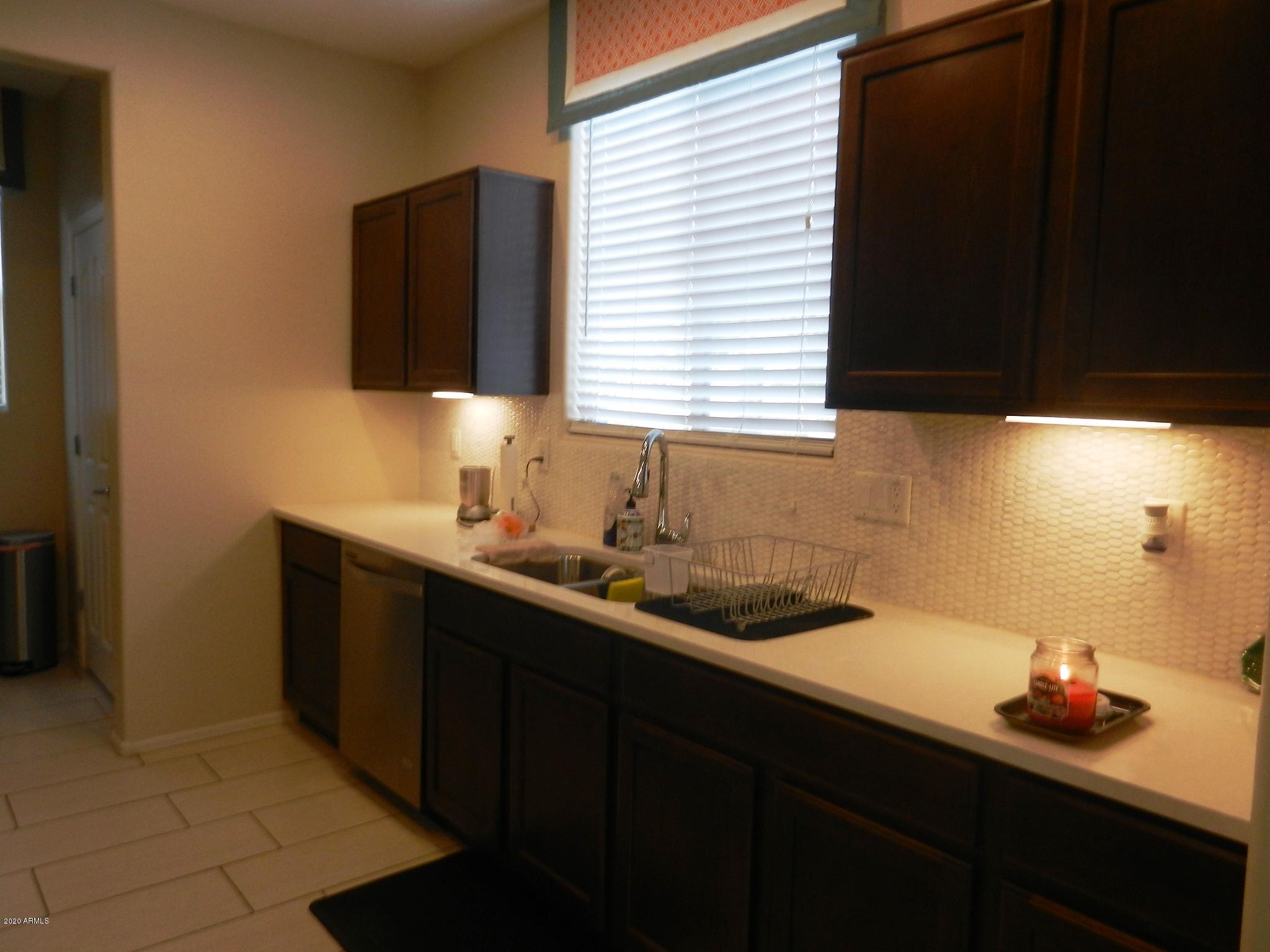 460 North Ranger Trail Gilbert, AZ 85234 - Photo 9 of 21 DSCN2506