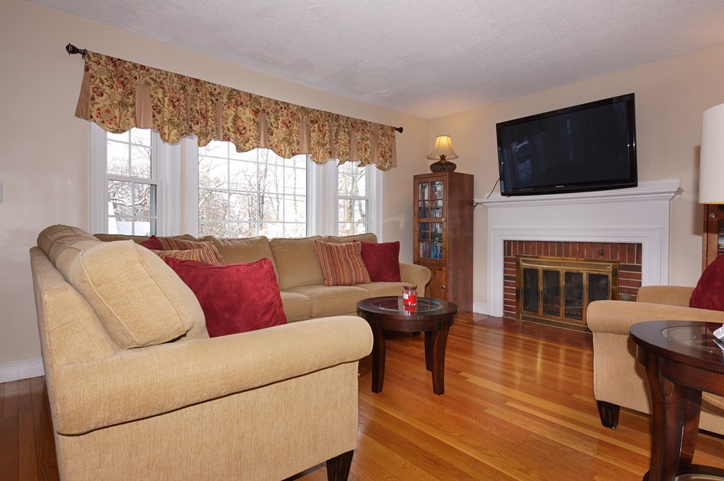 5 Foster Road Burlington, MA 01803 - Photo 18 of 30 Gallery Image 18