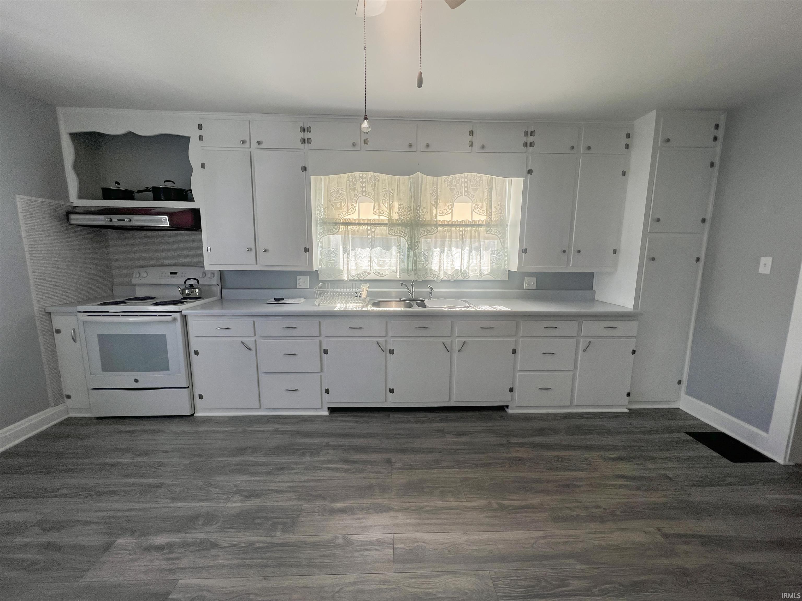 109 North Walnut Street Huntingburg, IN 47542 - Photo 8 of 31