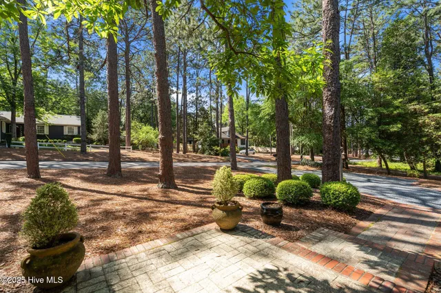 $1,050,000 | 100 South Ridge Street, Southern Pines, NC 28387