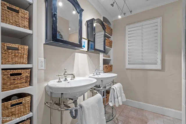 $1,050,000 | 100 South Ridge Street, Southern Pines, NC 28387