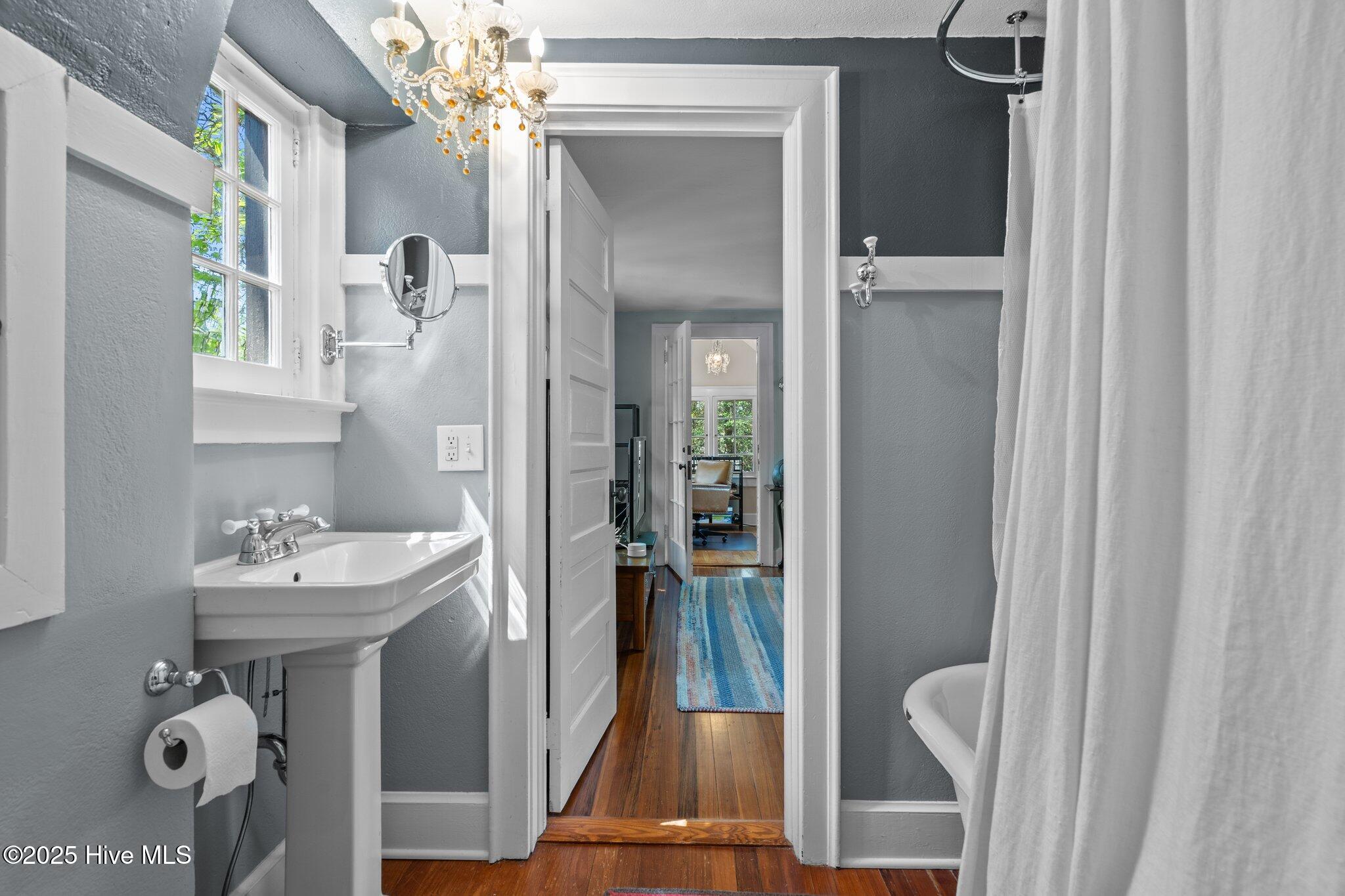 100 South Ridge Street Southern Pines, NC 28387 - Photo 43 of 51 Jack and Jill Bathroom