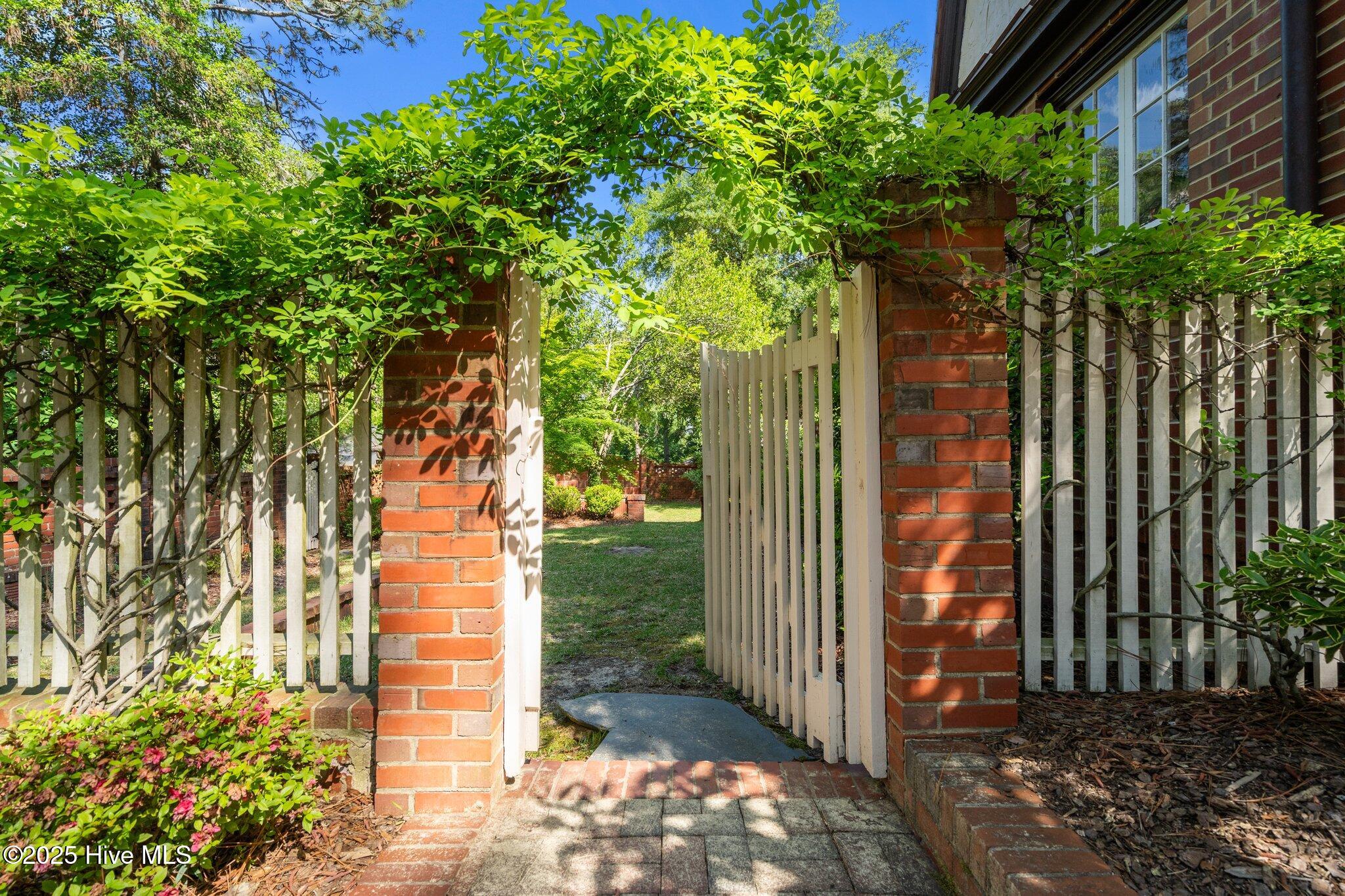 100 South Ridge Street Southern Pines, NC 28387 - Photo 48 of 51 100 S Ridge Street