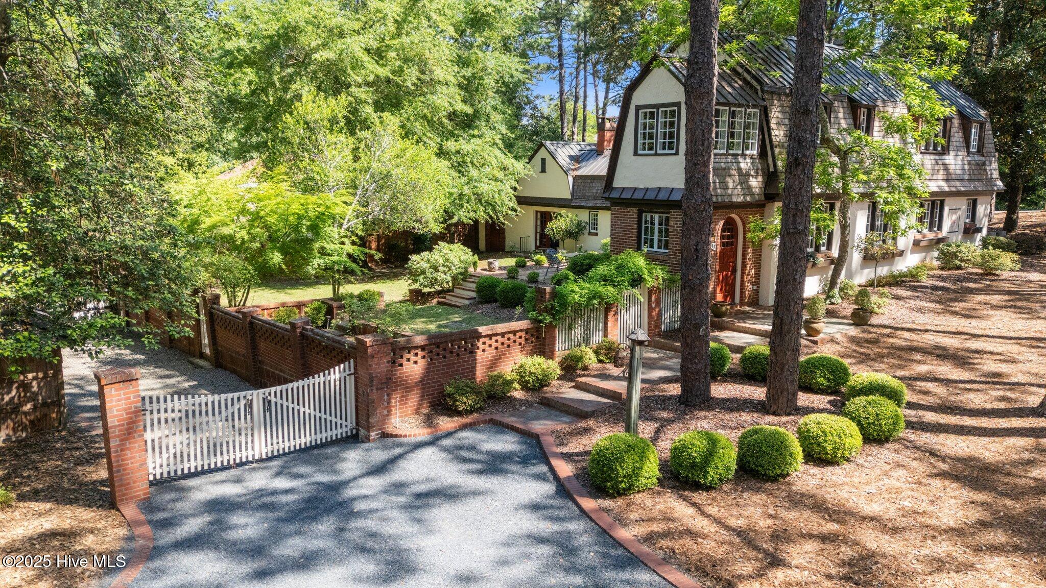 100 South Ridge Street Southern Pines, NC 28387 - Photo 49 of 51 100 S Ridge Street