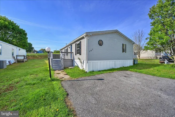 $87,000 | 107 White Pine Avenue, Hamburg, PA 19526