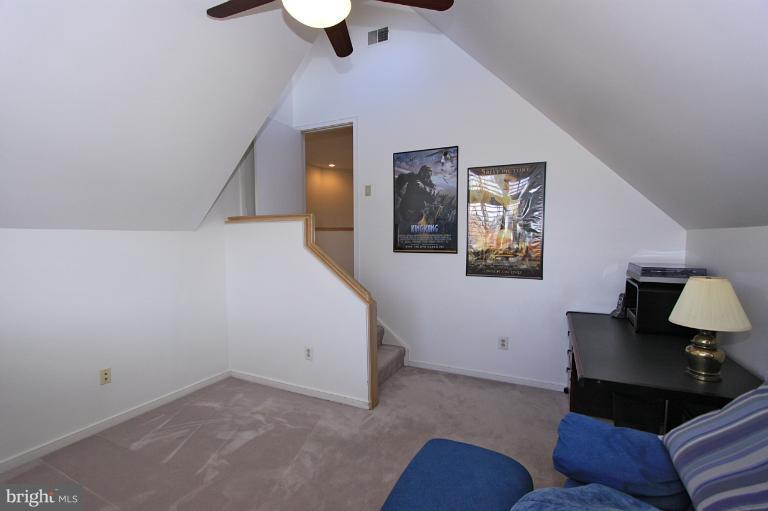 1425 Waterfront Road Reston, VA 20194 - Photo 21 of 30 Bedroom