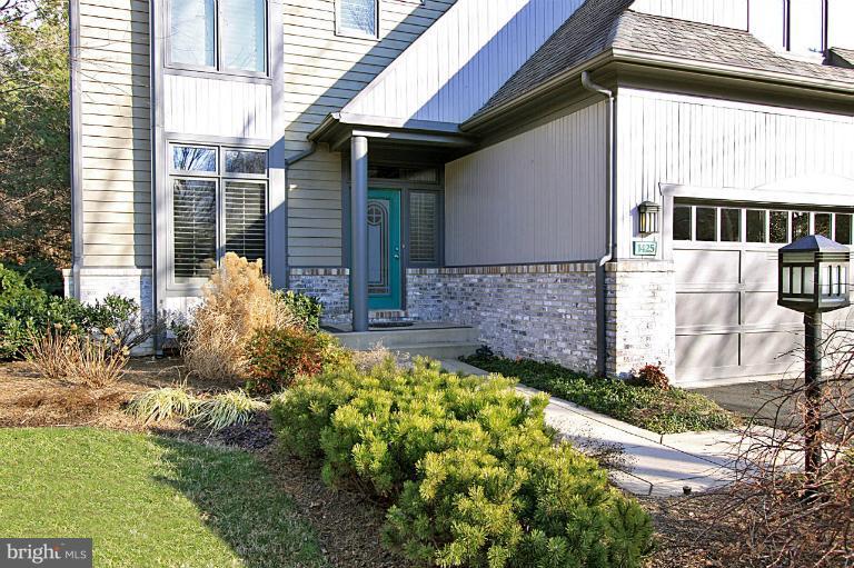 1425 Waterfront Road Reston, VA 20194 - Photo 23 of 30 Exterior (Front)