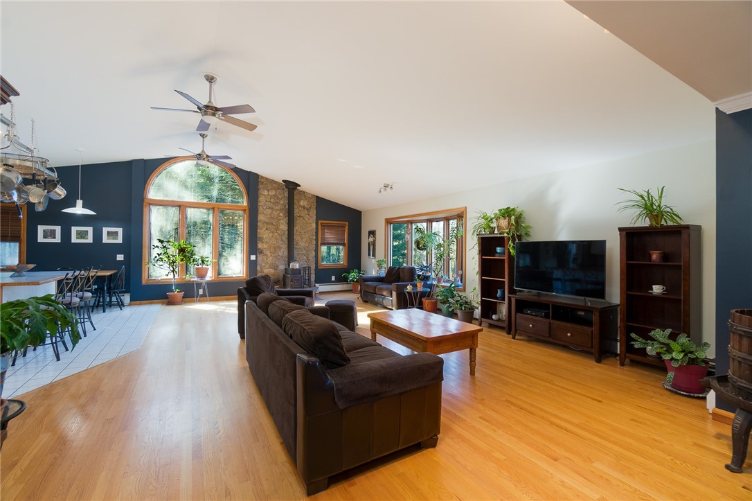 26 South Killingly Road Foster, RI 02825 - Photo 4 of 38