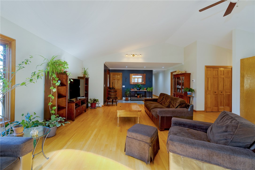 26 South Killingly Road Foster, RI 02825 - Photo 5 of 38