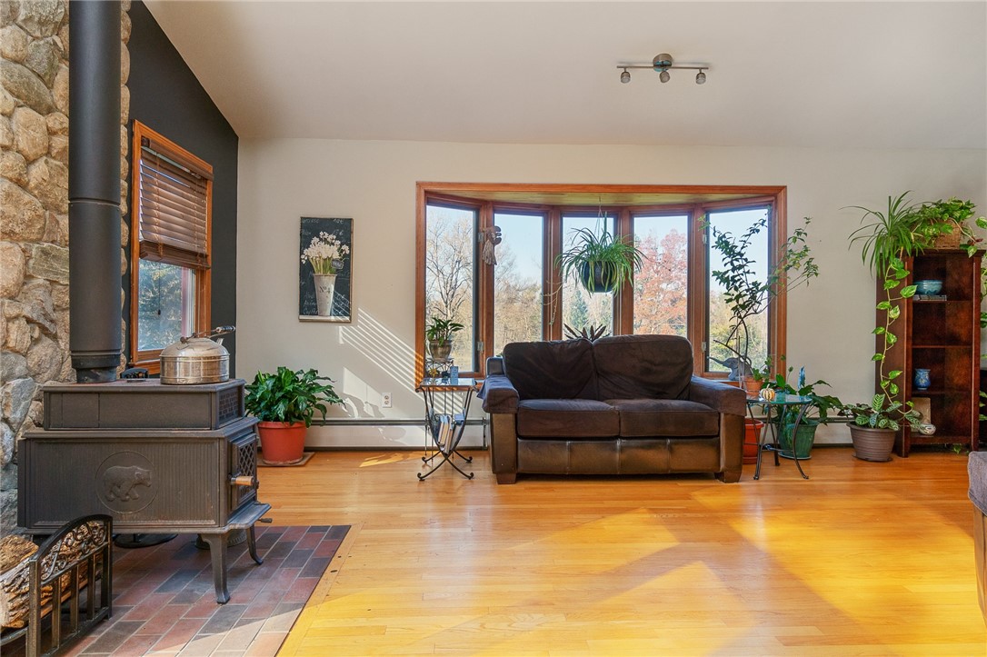 26 South Killingly Road Foster, RI 02825 - Photo 7 of 38