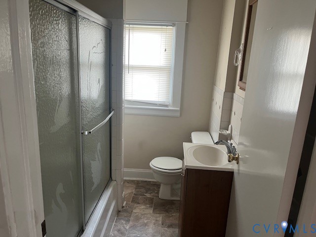 231 Cameron Avenue Colonial Heights, VA 23834 - Photo 7 of 9 a bathroom with a sink and toilet