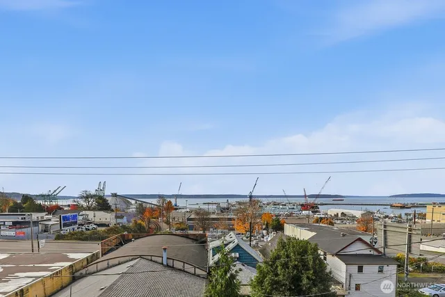 $375,000 | 2818 Grand Avenue, Unit B212, Everett, WA 98201