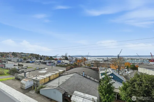 $375,000 | 2818 Grand Avenue, Unit B212, Everett, WA 98201