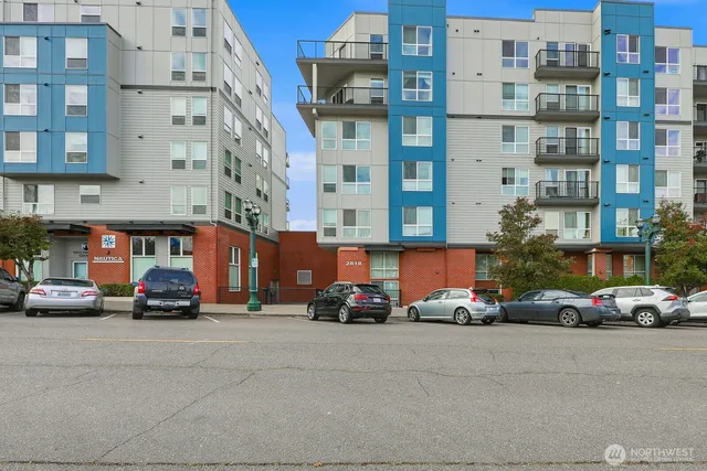 $375,000 | 2818 Grand Avenue, Unit B212, Everett, WA 98201