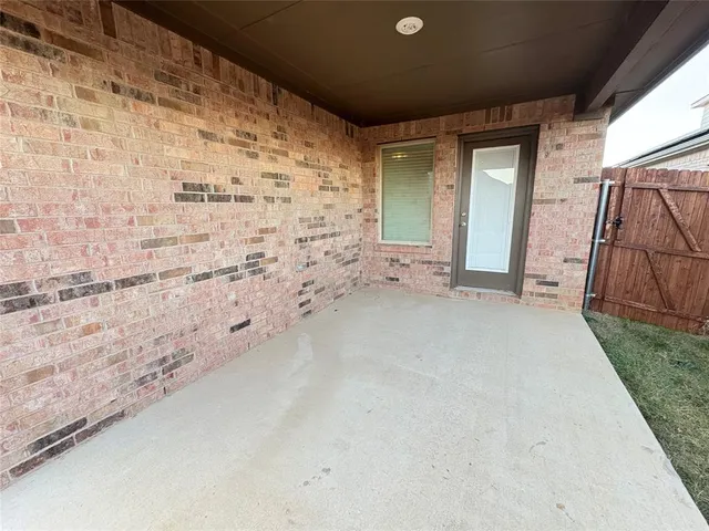 $2,250 | 10120 High Grade Drive, Aubrey, TX 76227