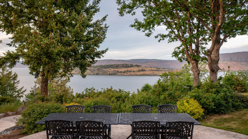 6439 Cooper's Hawk Road Klamath Falls, OR 97601 - Photo 36 of 153