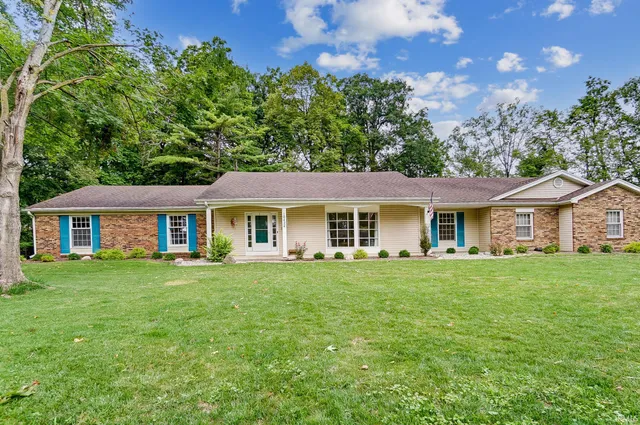 $350,000 | 10424 Paw Paw Drive, Fort Wayne, IN 46804