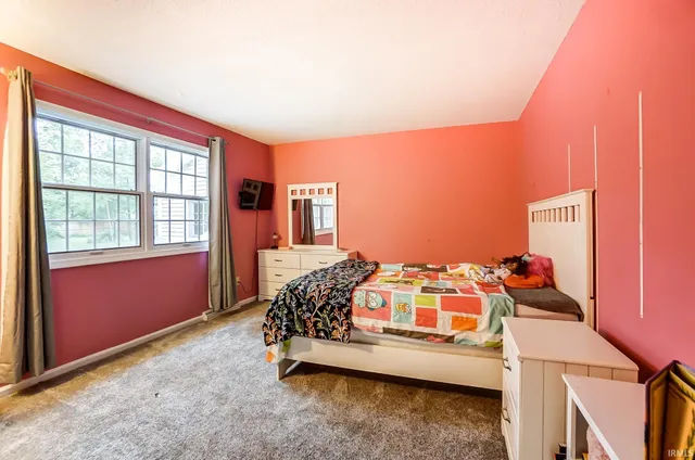 $350,000 | 10424 Paw Paw Drive, Fort Wayne, IN 46804