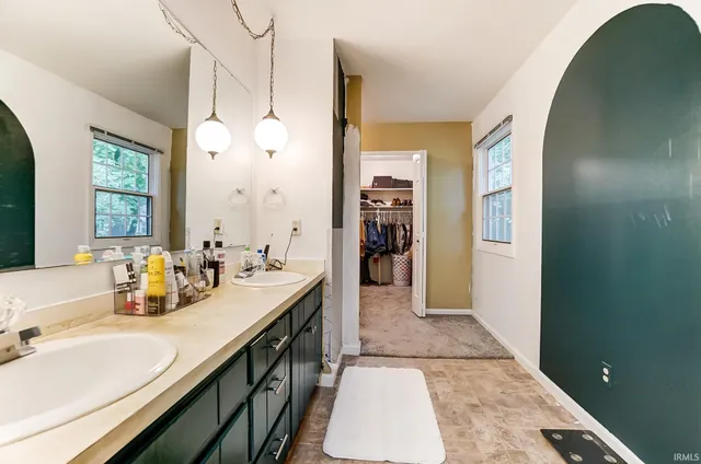 $350,000 | 10424 Paw Paw Drive, Fort Wayne, IN 46804