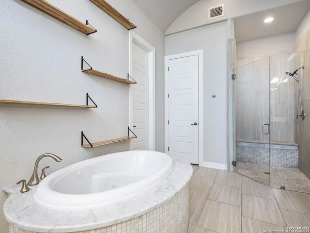 $1,099,000 | 8323 Winecup Hill, San Antonio, TX 78256